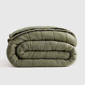 Quince Organic Airy Gauze Box Quilt (olive, queen size)